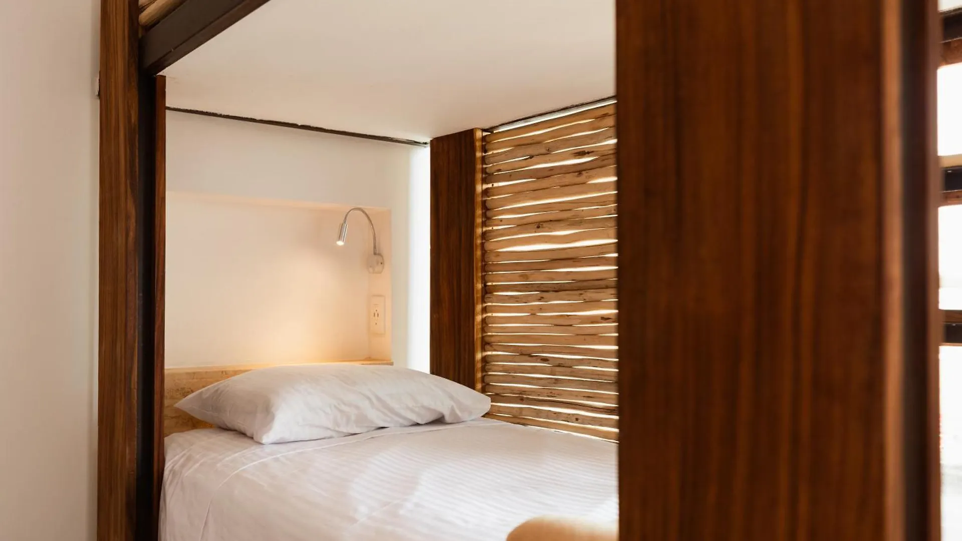 Hostel Suut Hostal Boutique Playa del Carmen Mexico